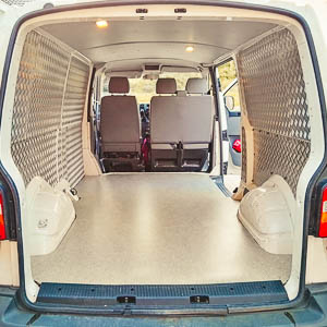 VW T5 Ausbau - Teil 8 - Autositze im VW Bus neu beziehen - Lifetravellerz  Blog