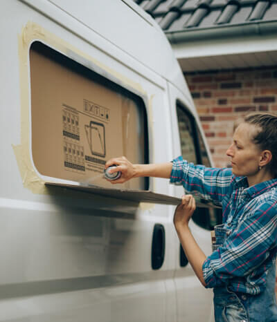DIY Campervan Fenstereinbau