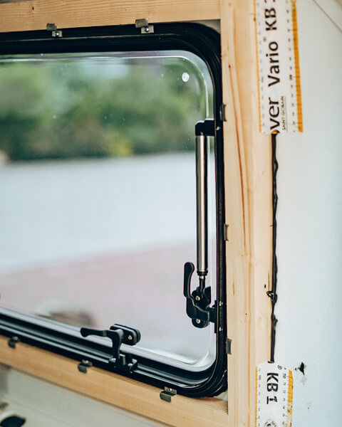 Busausbau Fenster