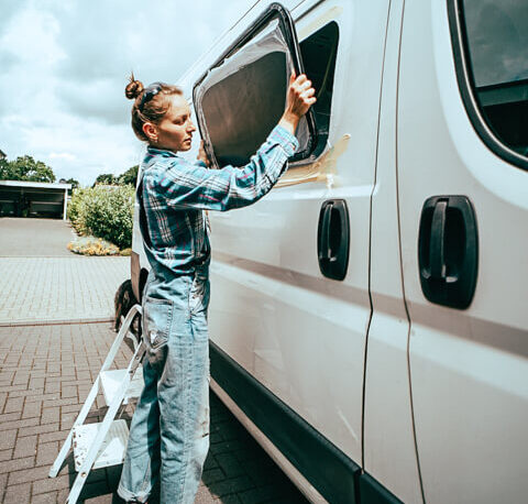 Sitz & Drehsitzkonsole einbauen im Fiat Ducato Camper